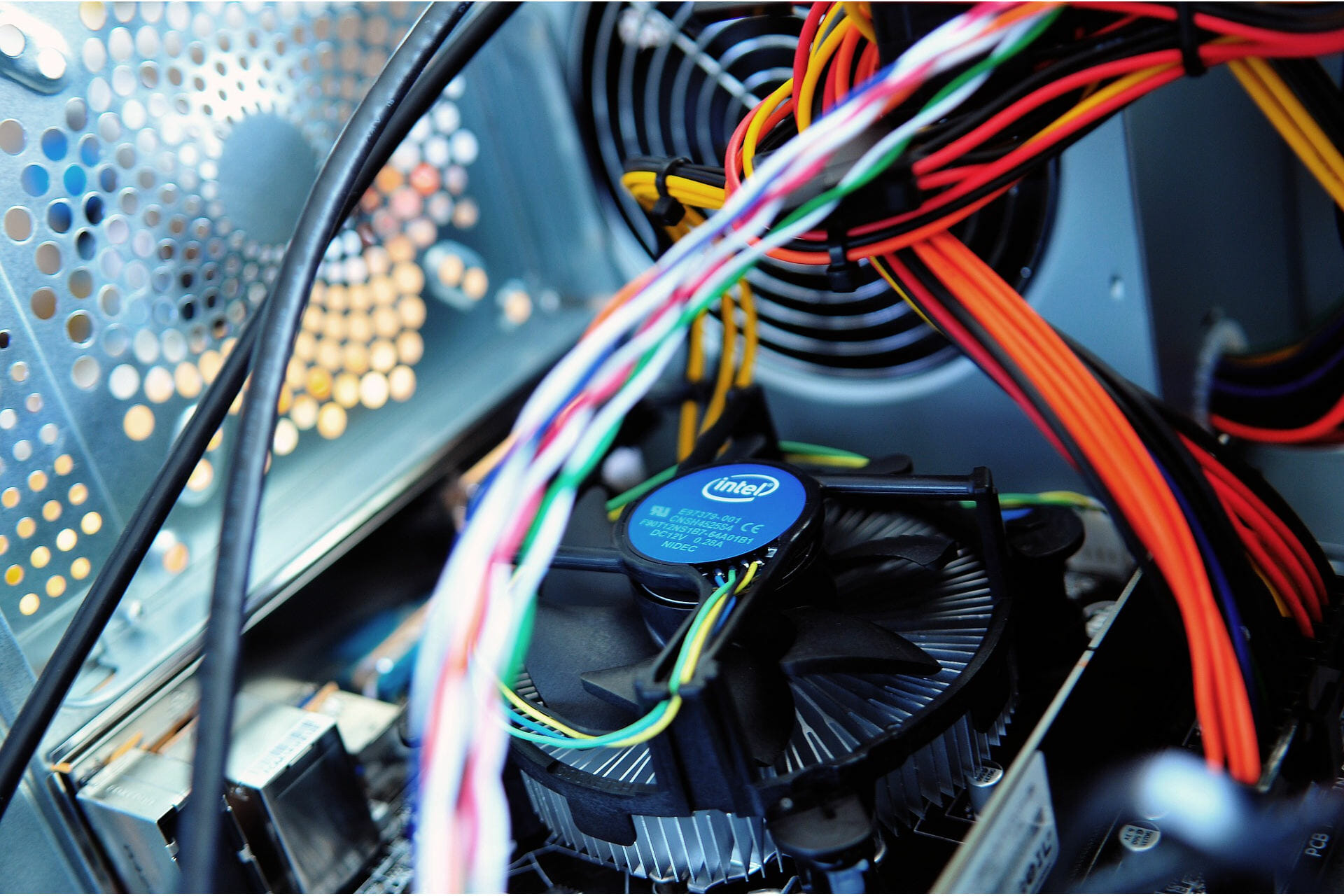 PC no arranca pero ventiladores si