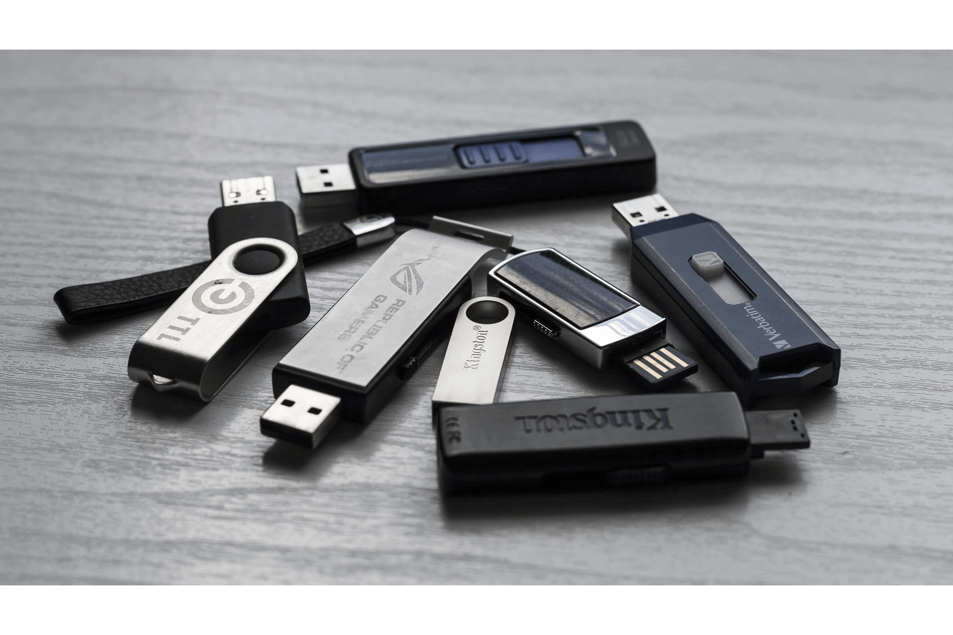 RÉSOLU: Les fichiers de ma clé USB ne s&rsquo;affichent pas