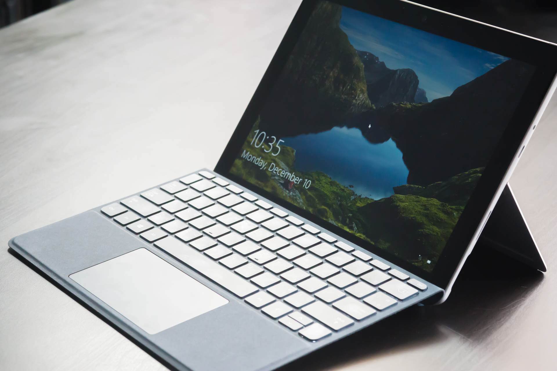 Microsoft Surface 2 vs Dell Venue 11 Pro Who Wins?
