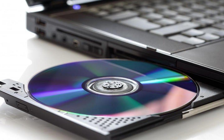 how to do eject in external dvd player for laptop