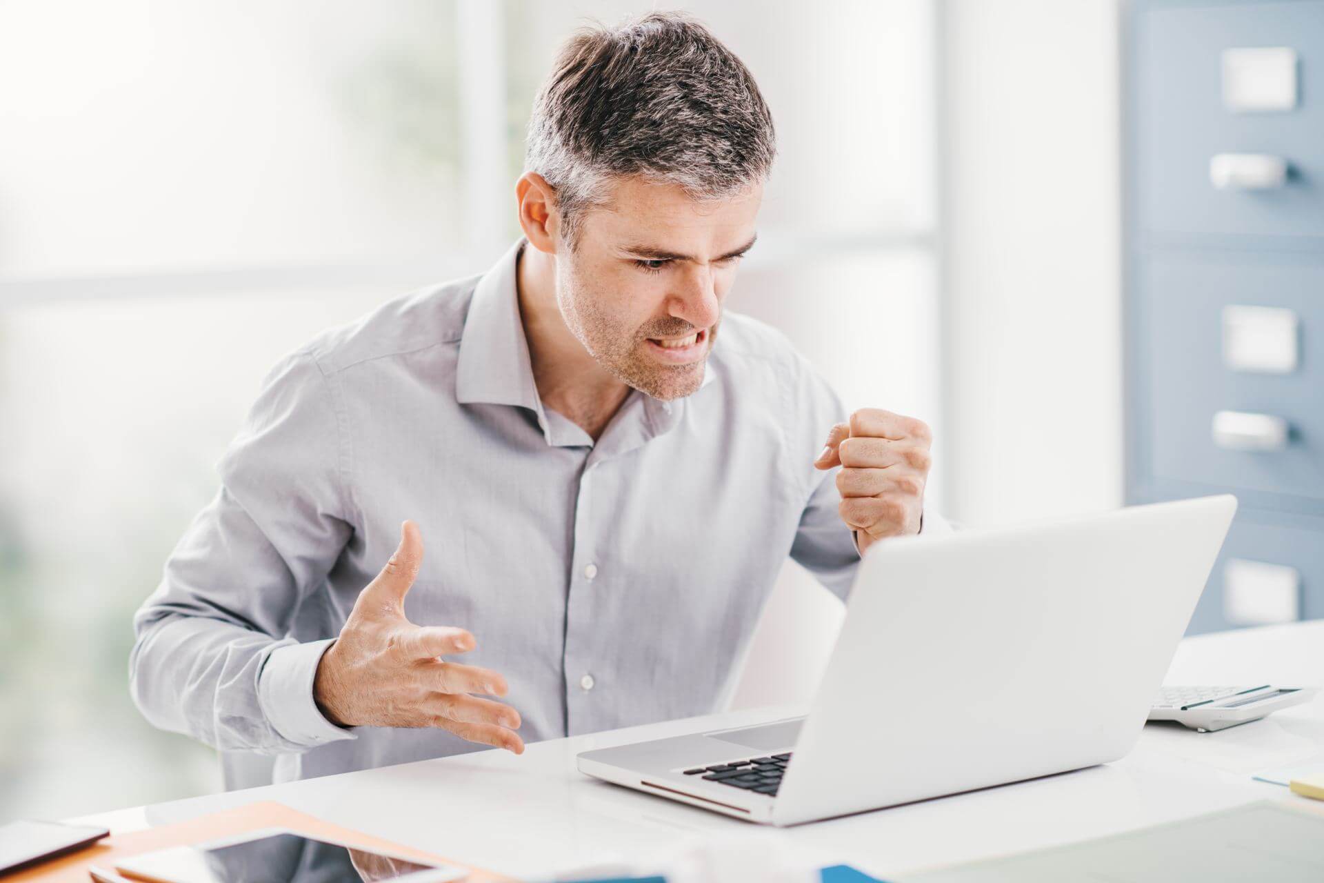 How to fix error 0x80041003 on Windows 10, 8, 7