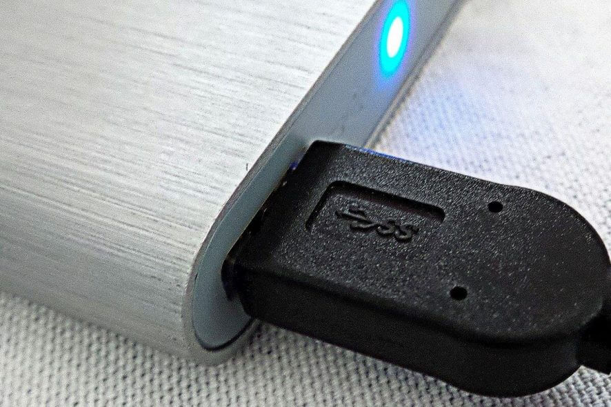 external hard drive error 0X80071AC3 volume is dirty