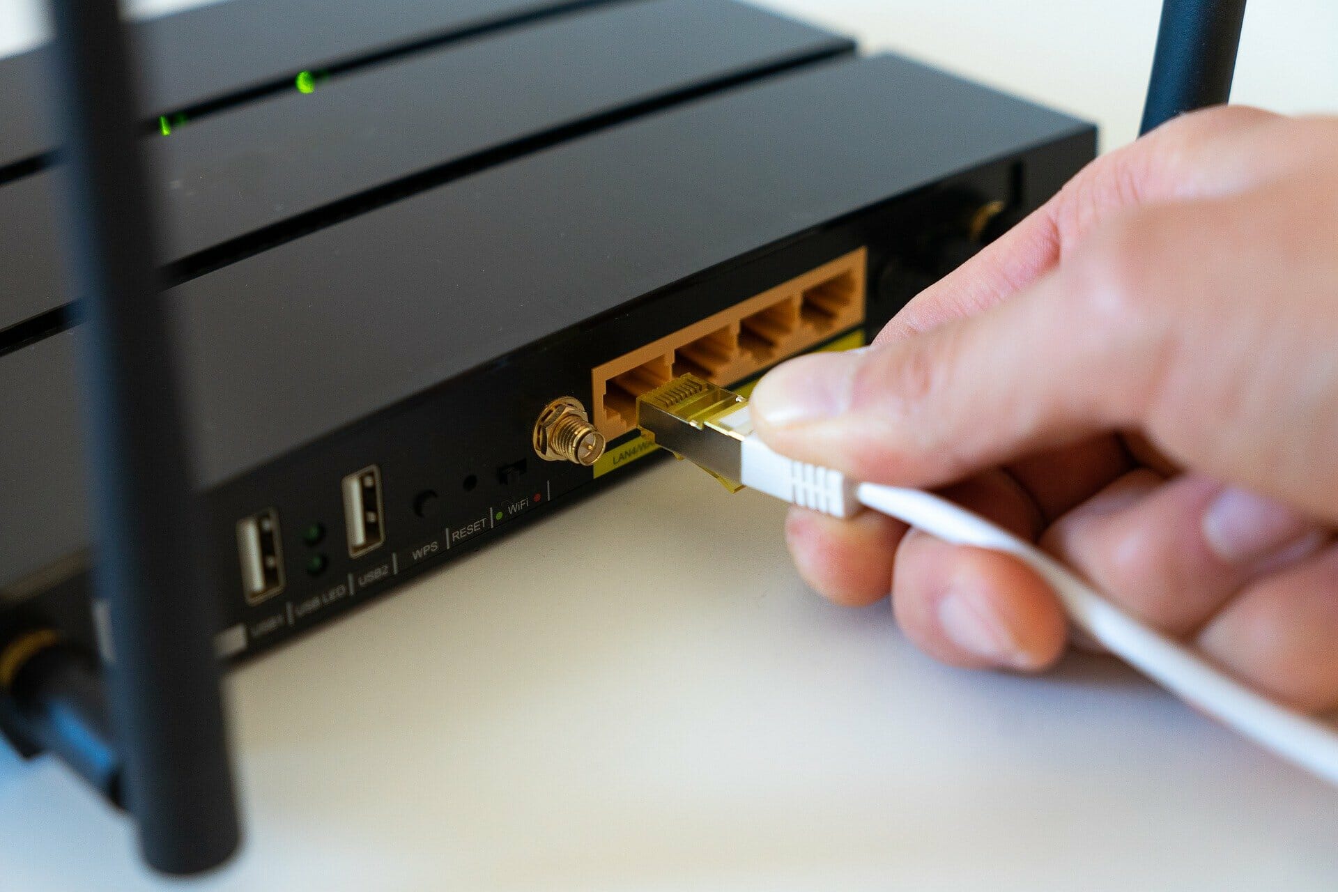 Clean router ports