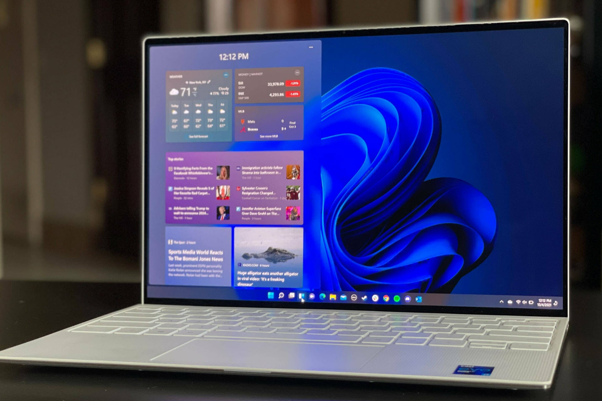 New Dev Channel build for Windows 11 tackles taskbar and Start menu issues