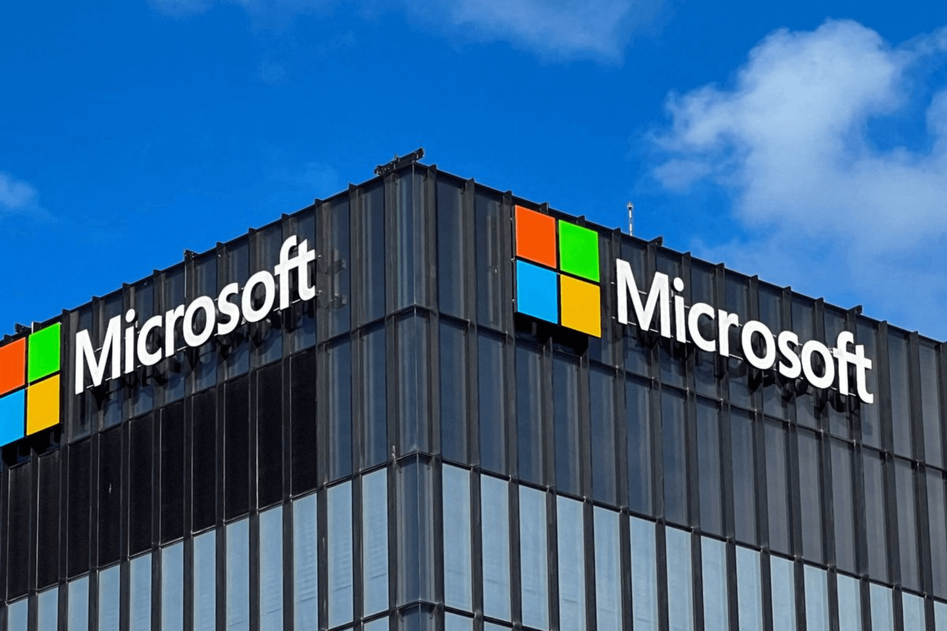Microsoft & Google are pointing fingers at each other to distract the EU regulators 