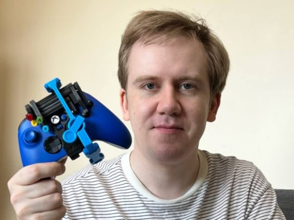 This guy made a cool one-handed Xbox One controller