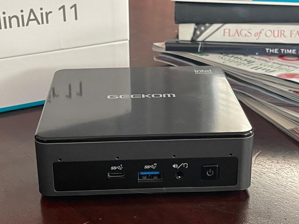 GEEKOM MiniAir 11 Mini PC Review: Better than Intel NUC with performance on a budget