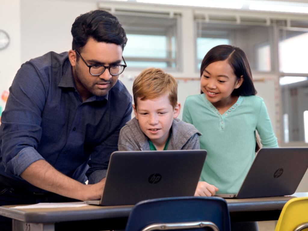 Microsoft Teams for Education gets new illustrated character to help students express their emotions