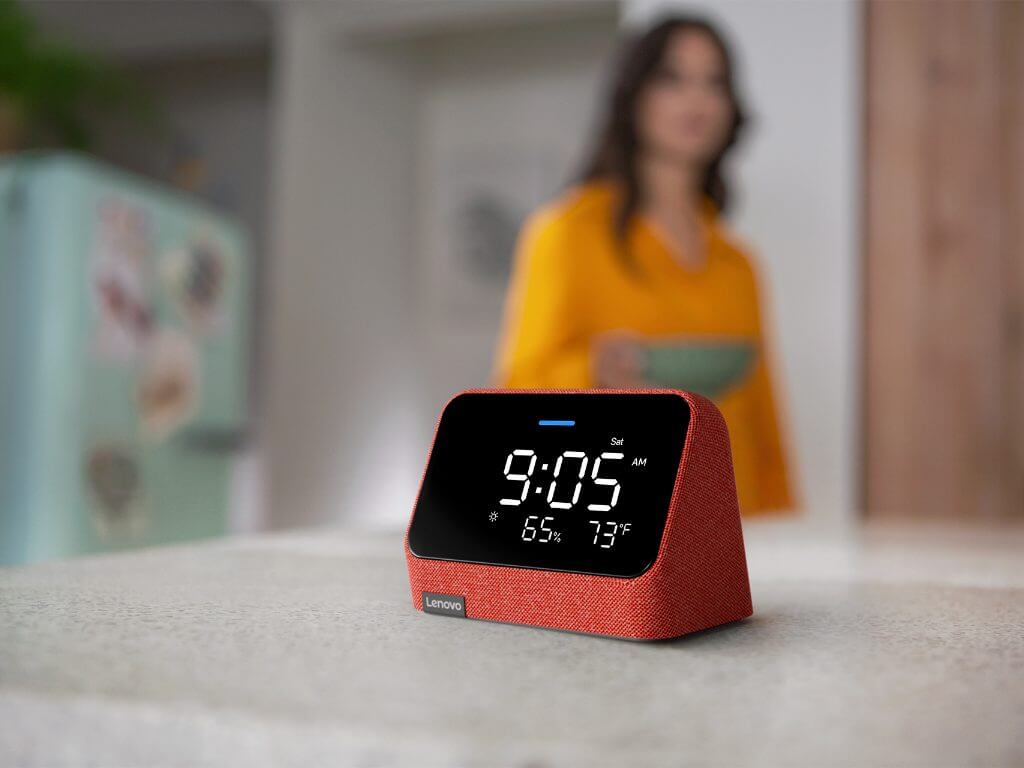 Lenovo Smart Clock Essential Alexa Red: Changing of the guard