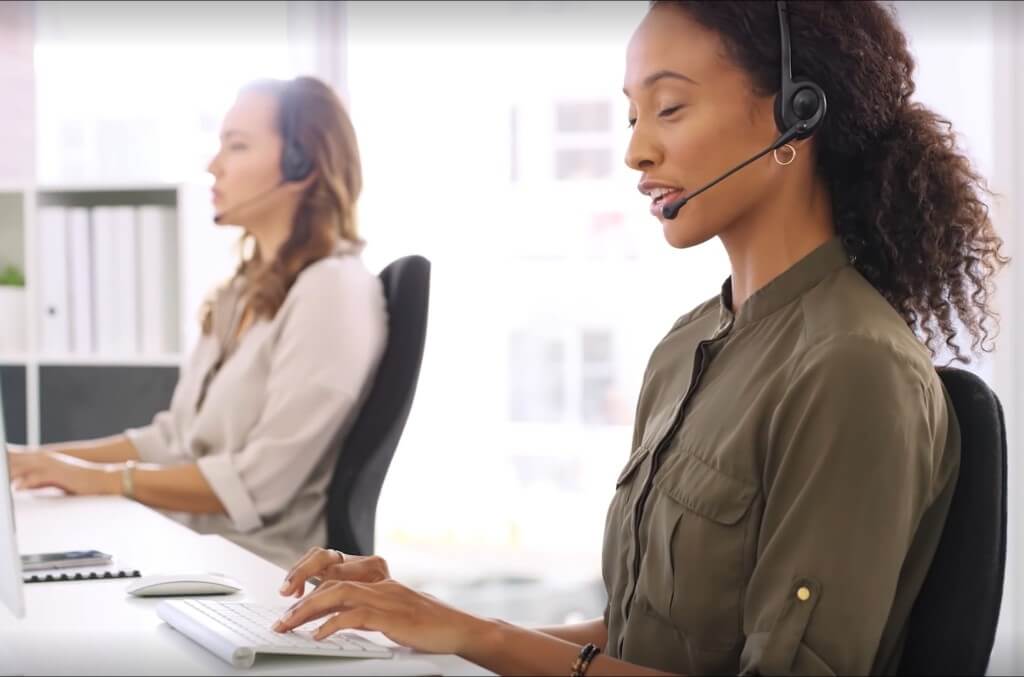 Microsoft announces Viva Sales, connecting Microsoft 365 with sales CRMs