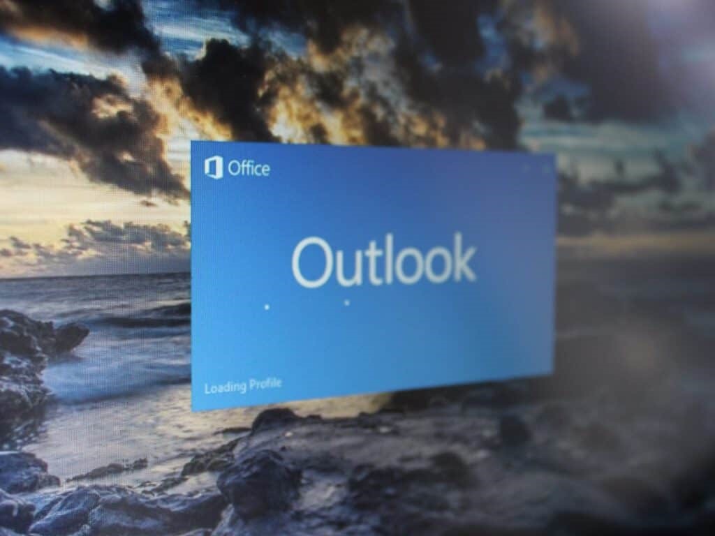 You’ll soon be able to get into your favorite Teams apps right from Outlook