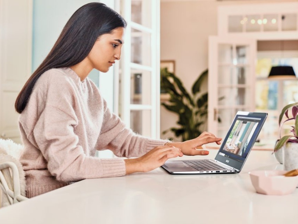Microsoft Teams users can now use apps in external meetings and chats