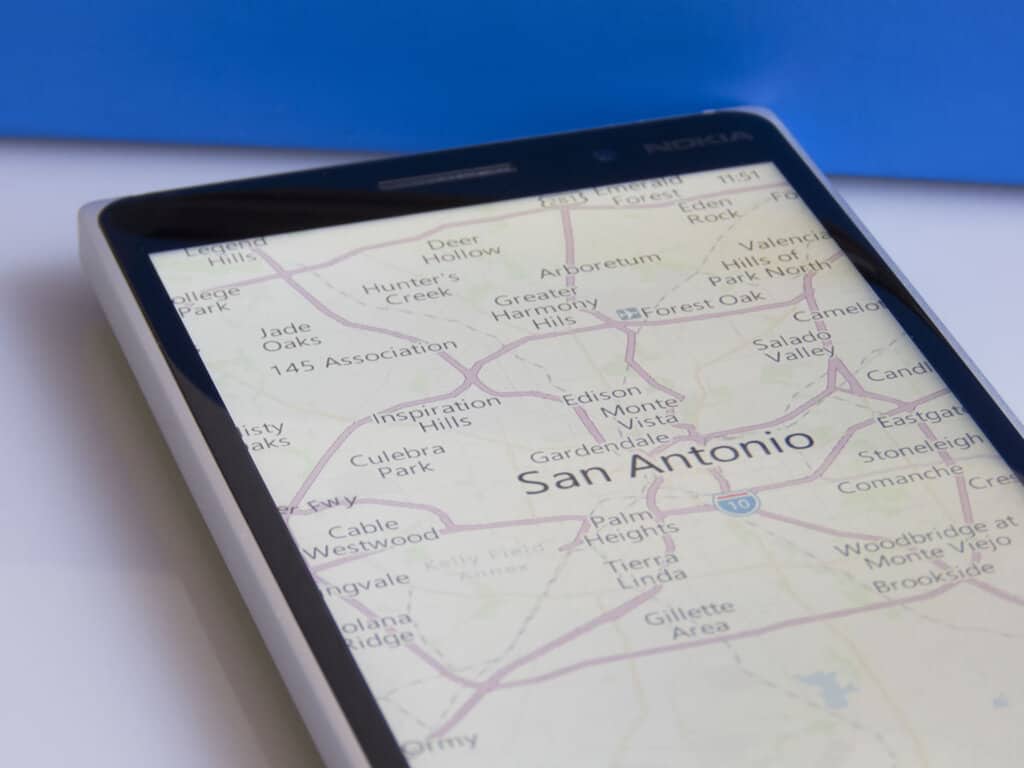 Windows 10 Maps app updated with map error submission for Fast Ring ...