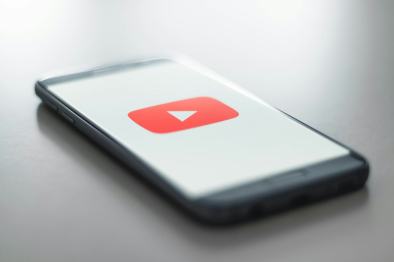 youtube mobile playback crackdown