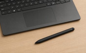 Microsoft Updates Surface Slim Pen 2 With Windows 11 Haptic Signals Support