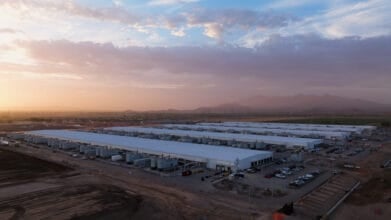MDC-Phoenix-AZ-Datacenter_-2-1920x1080