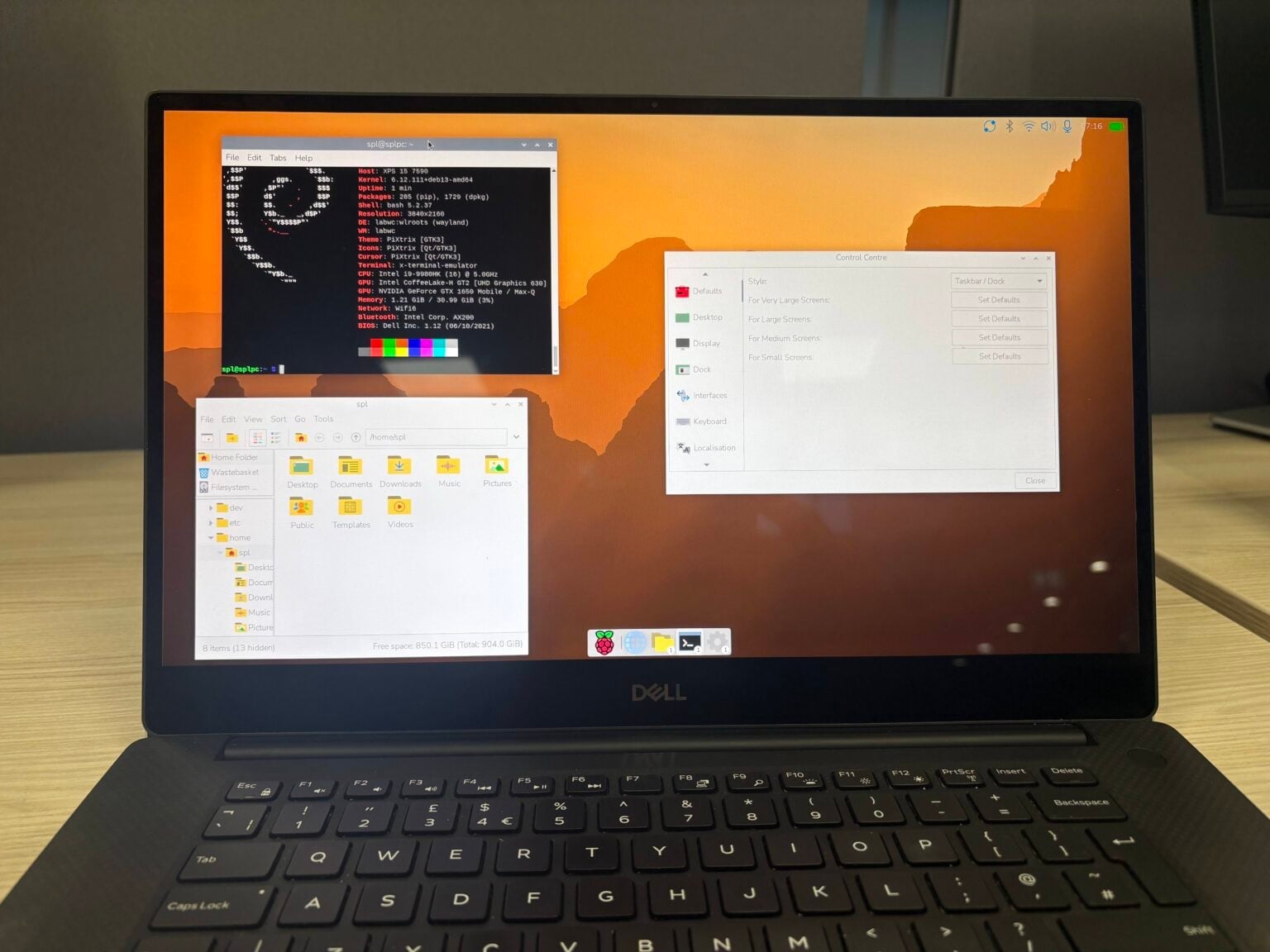 Raspberry Pi desktop