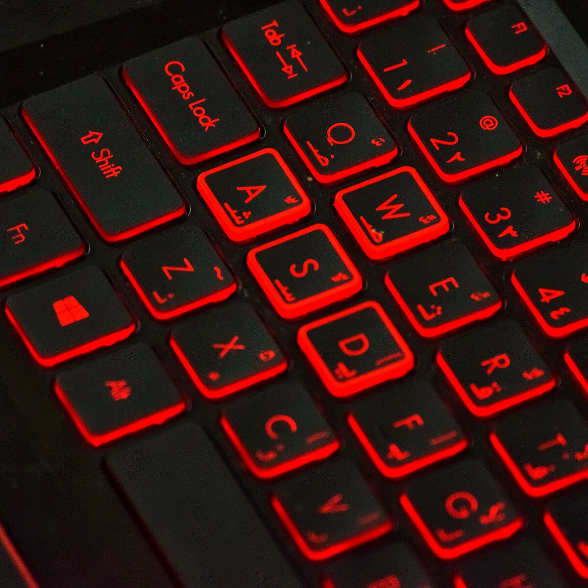 Windows 10 mudando o idioma do teclado por conta própria